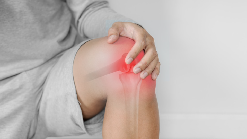 ¿Cuáles son los síntomas de la artritis y cómo se trata?